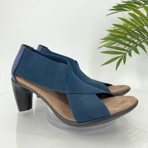 Charleston Shoe Co Crawford Sandal Women's Size 8 Blue Stretchy Slip On Shoes